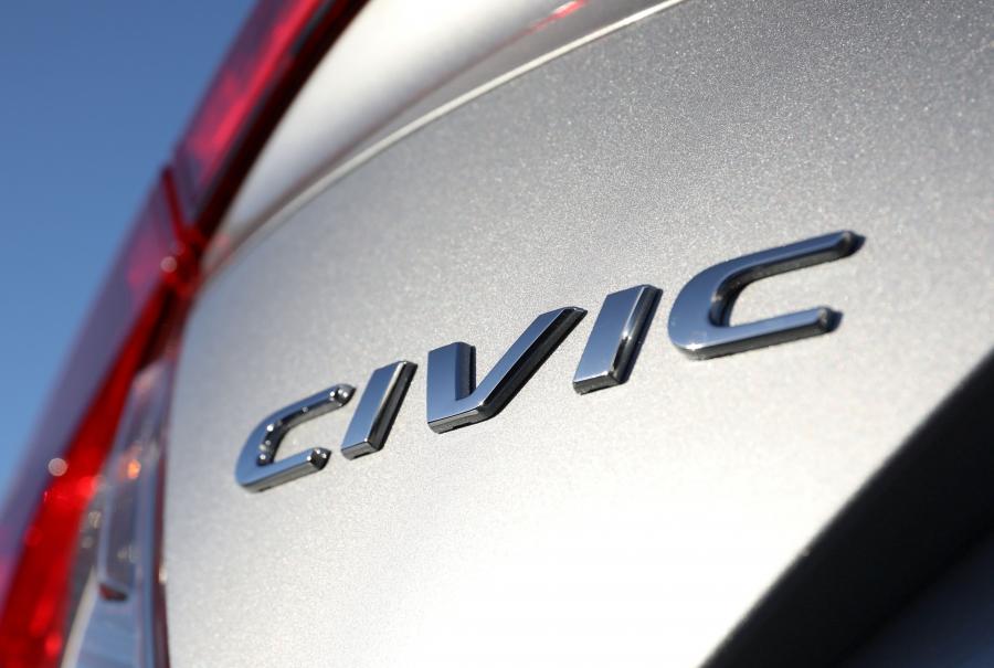 Логотип Honda Civic VTi Sedan (FC) 2019 года  (AU) (фото 29 из 35)